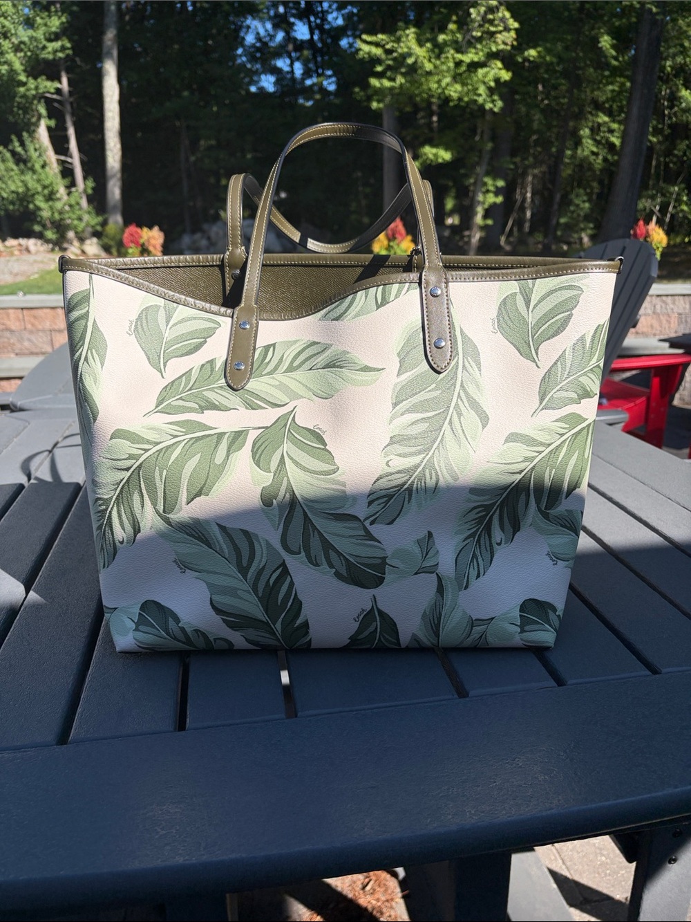 🌻 COACH 2850 🌻 BANANA LEAVES REVERSIBLE CITY TOTE MSRP $350 - Picture 11 of 16